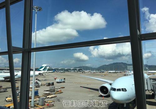 香港機場清關快速將貨物送到客戶手中