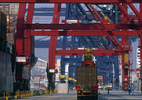 國際物流由香港進口到深圳碼頭裝卸